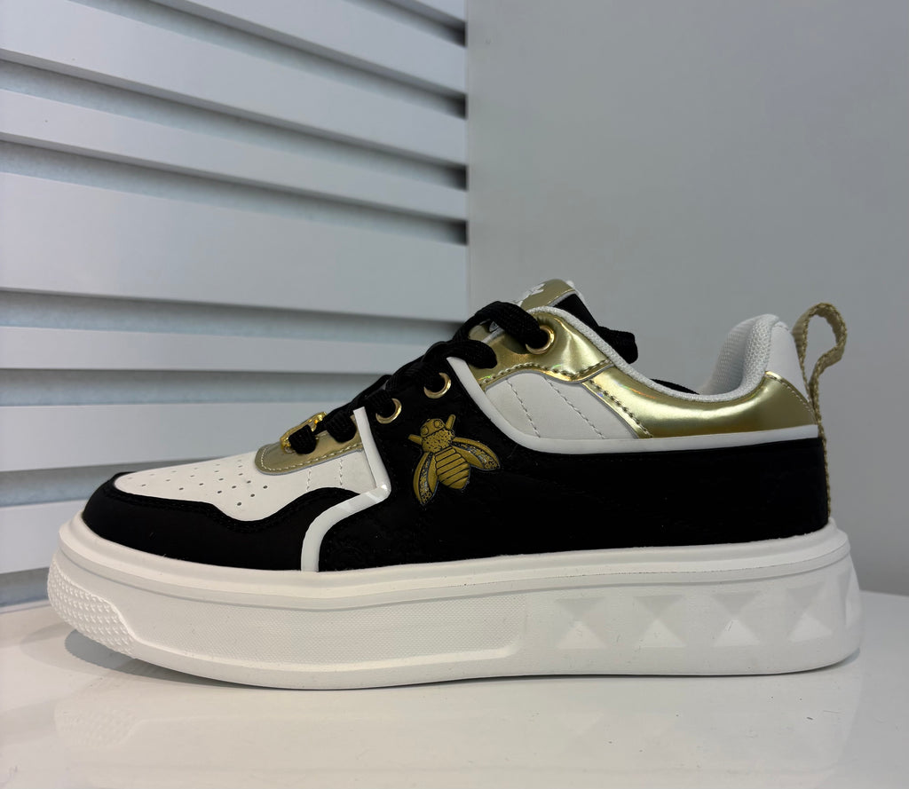 Vio Platform Sneakers met Bee Details