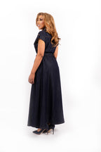 Velora Maxi Denim Jurk Donkerblauw met Ceintuur en Gouden Knopen