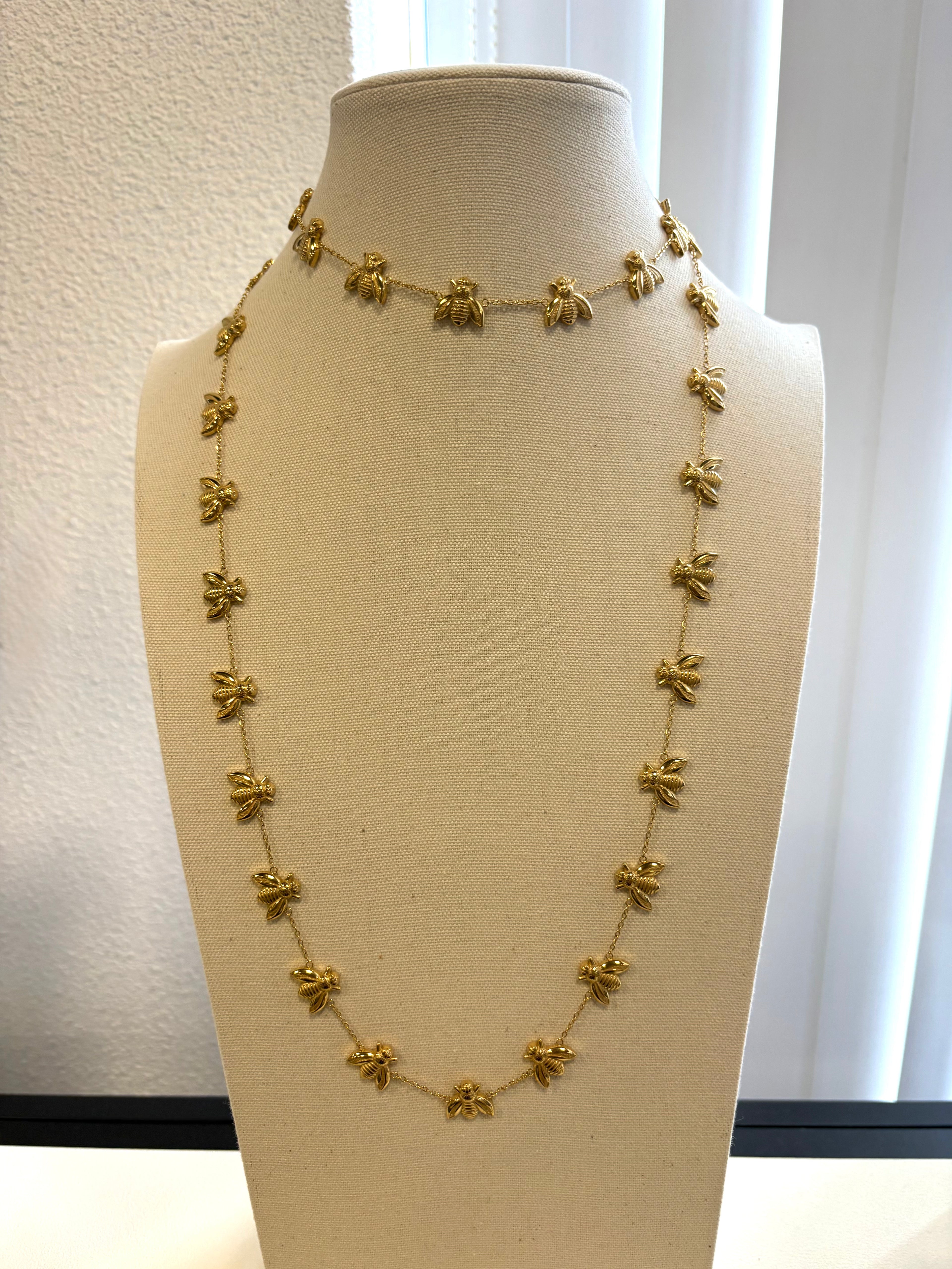 Caliora Bee Necklace – Gold